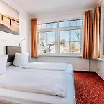Gorch Fock Otel Timmendorfer Strand