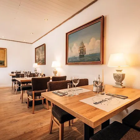 Gorch Fock تيميندورفير ستراند