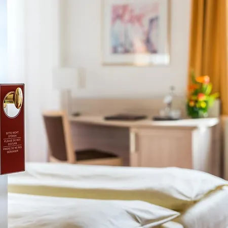 فندق Gorch Fock تيميندورفير ستراند