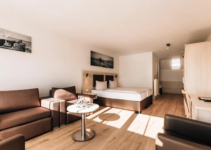 Gorch Fock تيميندورفير ستراند