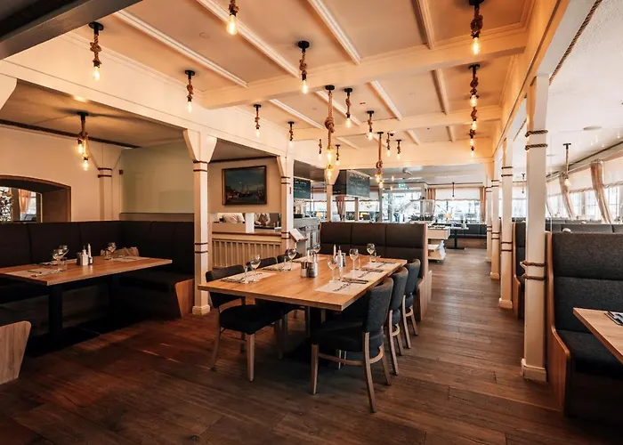 فندق Gorch Fock 3*