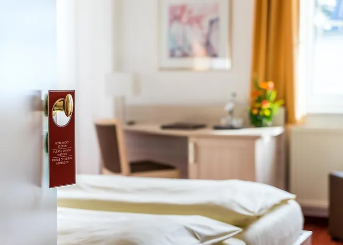 فندق Gorch Fock تيميندورفير ستراند